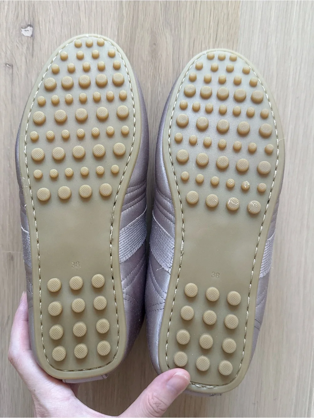 NIB ALOHAS TB.69 Rife Satin Low-Top Sneakers Taupe